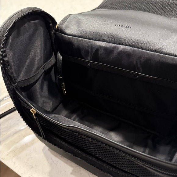 Stackers Toiletry - Picture 5 of 7